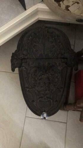 Antiek antieke doofpot Ardennen Louvre gietijzer, Ophalen