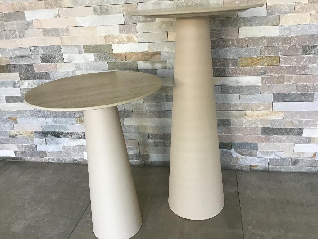 Maison Bobby bijzettafels keramiek beige, Huis en Inrichting, Tafels | Bijzettafels, Minder dan 55 cm, Rond, Zo goed als nieuw