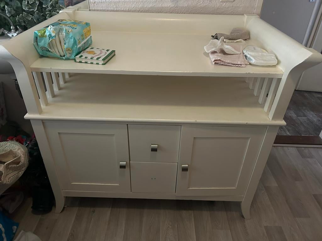 Commode,, Kinderen en Baby's, Kinderkamer | Commodes en Kasten, Gebruikt, 70 cm of meer, Ophalen of Verzenden, 100 cm of meer