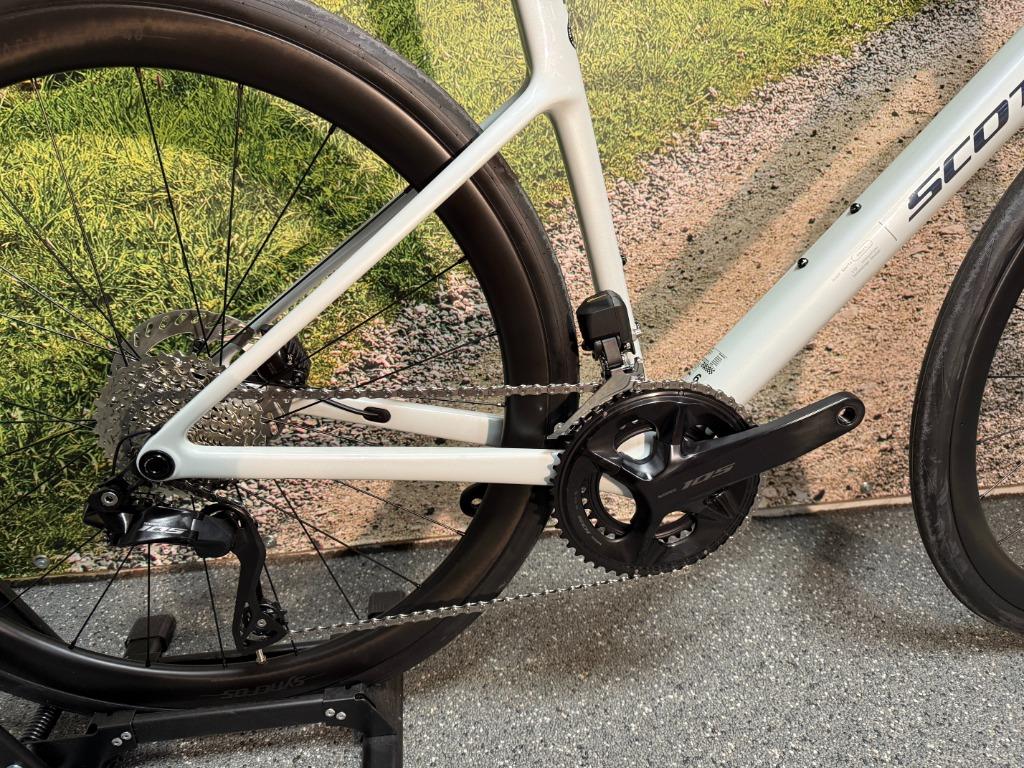 Scott Addict 30 L 56cm 2026 105 DI2 Syncros Capital € 3899,-, 28 inch, Carbon, Heren, Nieuw