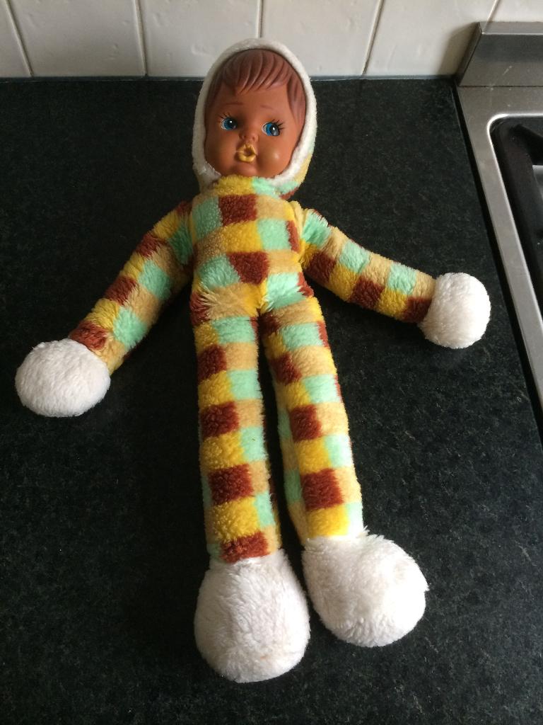 vintage pop - jaren 70 in goede staat, Verzamelen, Poppen, Ophalen of Verzenden, Zo goed als nieuw, Pop