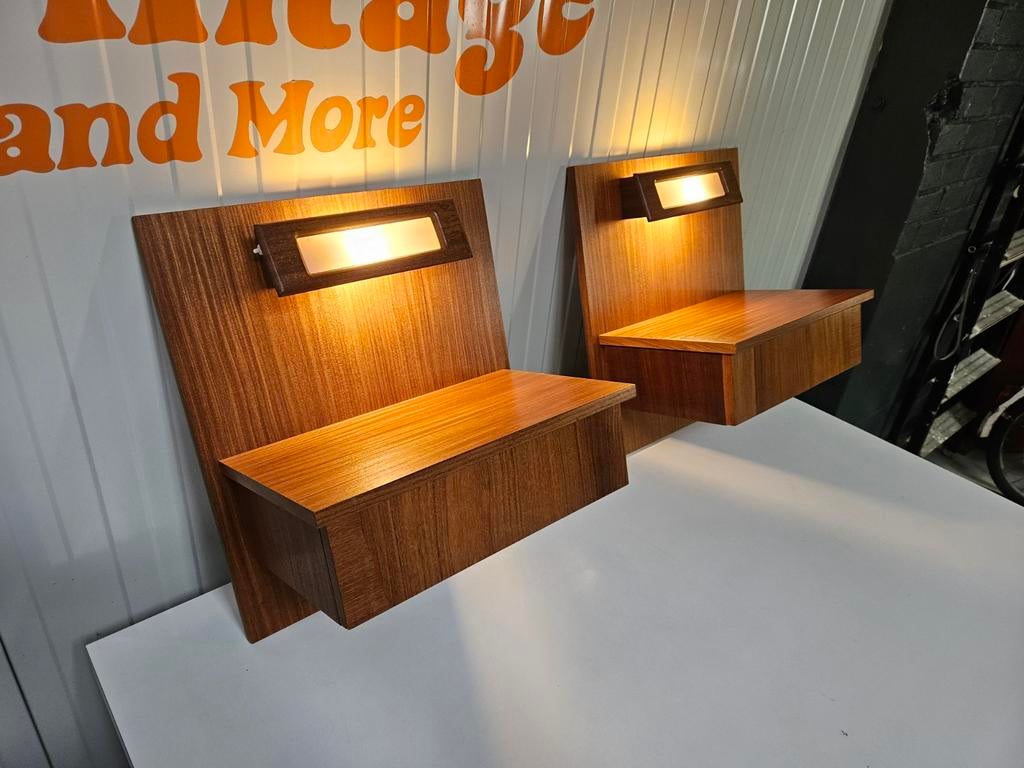 Vintage set hangende nachtkastjes verlicht, Ophalen of Verzenden, Huis en Inrichting