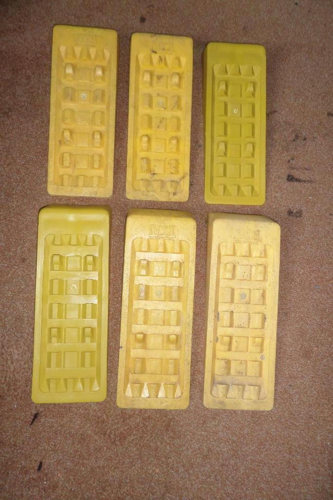 Leveller 6x (50x20x9cm) - 2x (60x26x12cm) - Tyre Savers 2x, Ophalen, Zo goed als nieuw