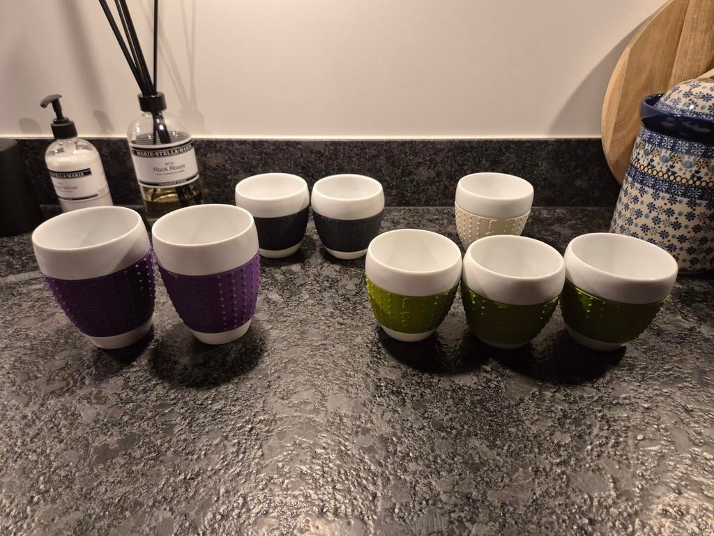 Bodum mokken 8 stuks, Huis en Inrichting, Keuken | Servies, Ophalen of Verzenden, Aardewerk, Overige stijlen, Kop(pen) en/of Schotel(s)