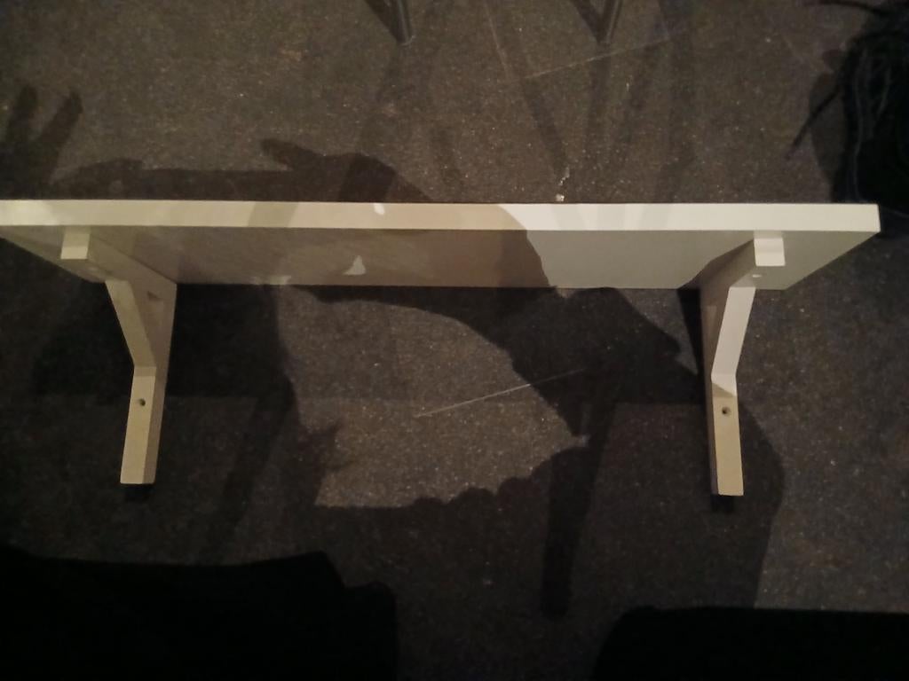 Wandplank IKEA Ekby Jarpen en steunen Ekby Stilig, Huis en Inrichting, Woonaccessoires | Wandplanken en Boekenplanken, Ophalen