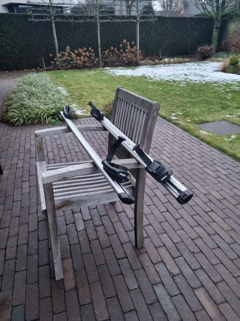 Thule dakdragers voor auto met open dakreling te huur, Ophalen of Verzenden, Zo goed als nieuw