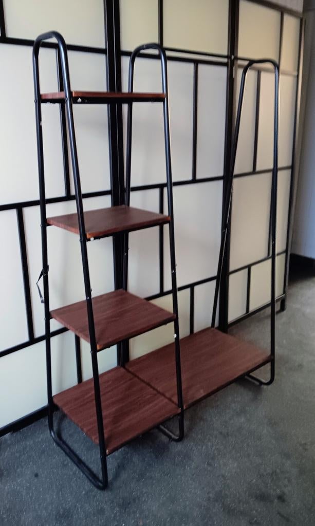 Stevige kledingrek / kapstok met 5 planken, Ophalen, Zo goed als nieuw, 25 tot 50 cm, Minder dan 150 cm