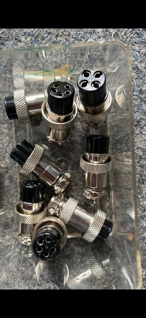 nieuwe 4 of 5 polige cb pluggen, Ophalen of Verzenden, Nieuw, Overige typen