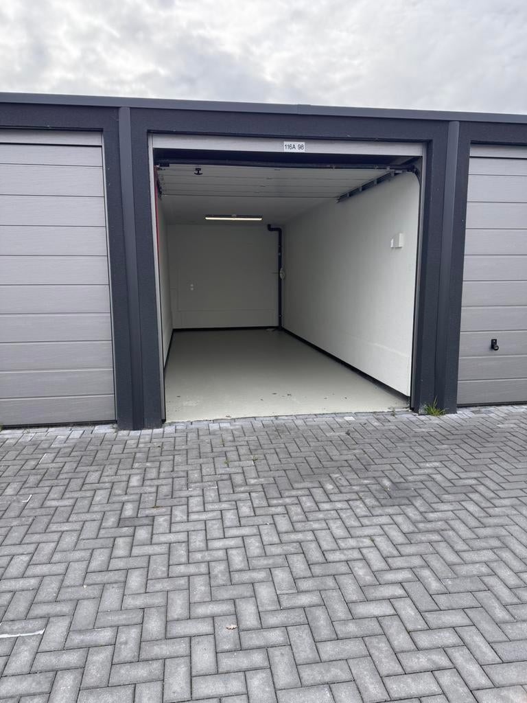 Garageboxen/werkruimtes Emmen te koop, Drenthe