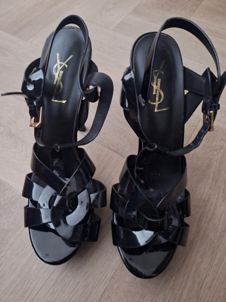 Ysl  hakken, Ophalen of Verzenden, Zo goed als nieuw, Zwart