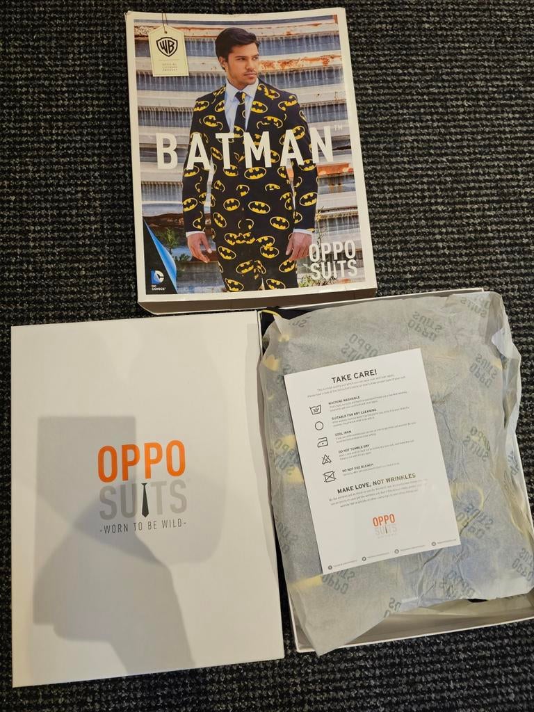 Oppo Suits Batman Kostuum - Maat L - Nieuw in Doos, Kleding | Heren, Ophalen of Verzenden, Nieuw, Maat 52/54 (L), Oppo Suits