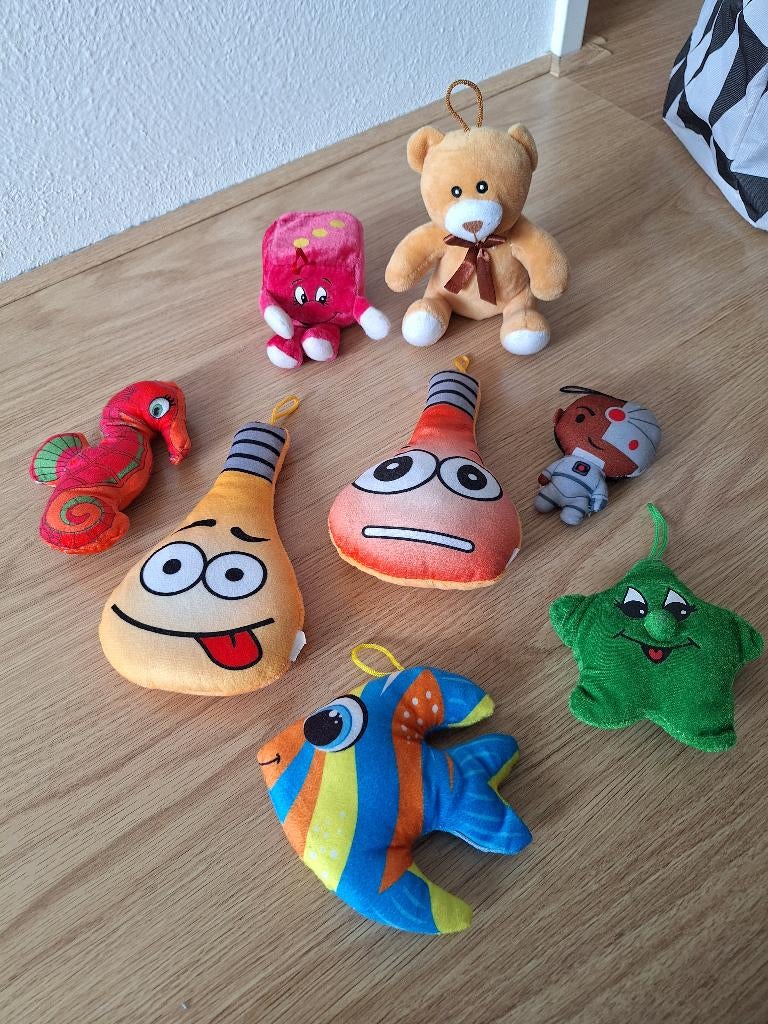 Knuffels (8 stuks), Kinderen en Baby's, Speelgoed | Knuffels en Pluche, Ophalen of Verzenden, Gebruikt, Overige typen