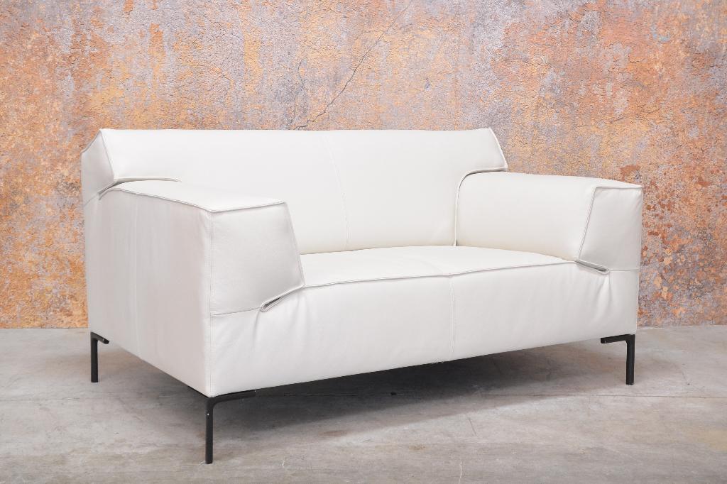 NIEUWbeklede witte leren Design on Stock Bloq loveseat, Eenpersoons, Design on Stock, 150 tot 200 cm, Design on Stock