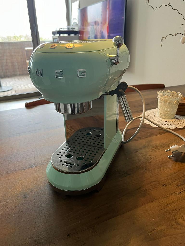 SMEG Espressomachine ECF01 Mint Groen – Compleet & Werkend, Ophalen, Zo goed als nieuw