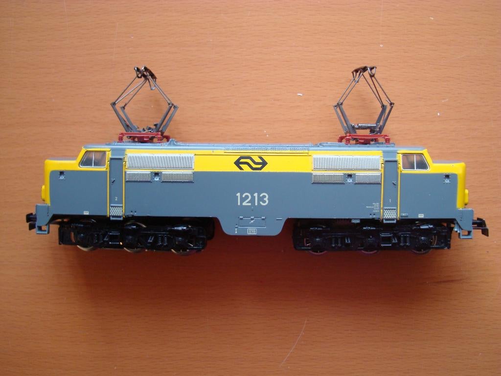 Te koop: Marklin lok 3168., Wisselstroom, Locomotief, Verzenden, Märklin