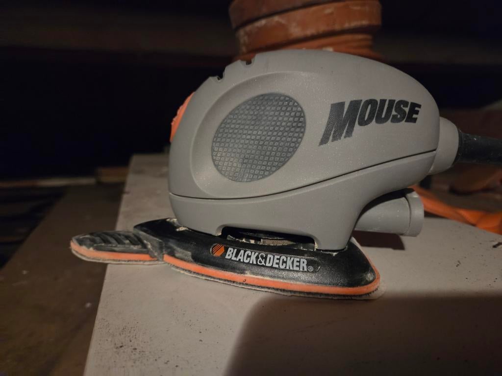 Black & Decker KA160K Mouse detailschuurmachine in koffer, Doe-het-zelf en Verbouw, Gereedschap | Schuurmachines, Ophalen of Verzenden