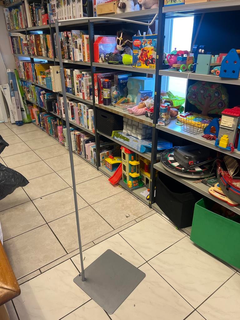 Sluierstandaard, Ophalen, Gebruikt, Nvy, Nvt