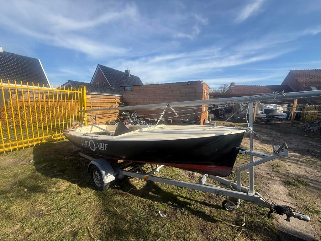 Polyester zeilboot met trailer, Minder dan 15 m², Overige typen, Ophalen of Verzenden, Zo goed als nieuw
