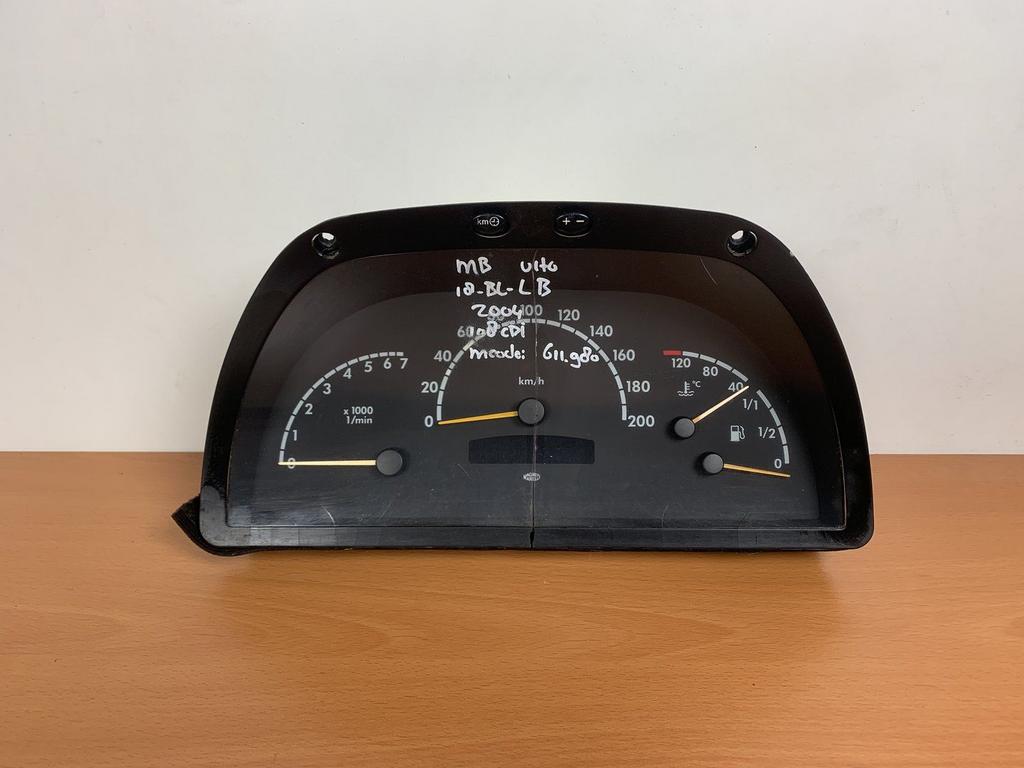 tellerunit kilometerteller mercedes vito W638  1996 tot 2003, Gebruikt, -, Ophalen of Verzenden, -