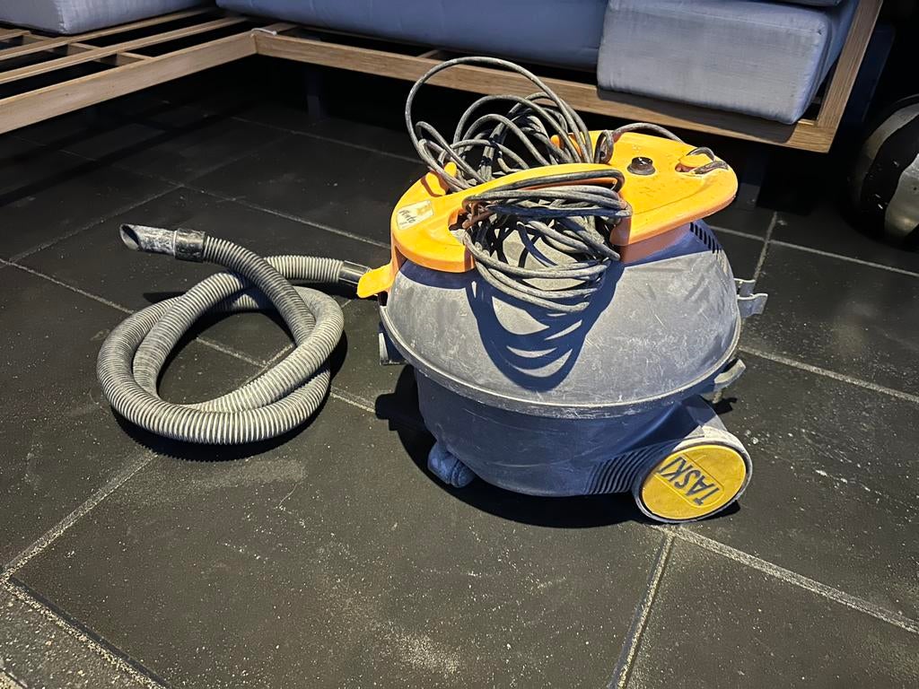 Taski Vento stofzuiger, Ophalen of Verzenden, Zo goed als nieuw