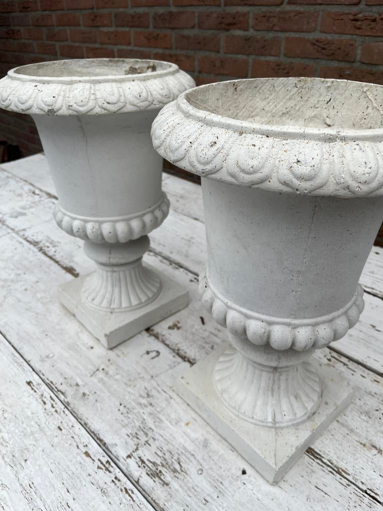 Twee mooi  Polystone tuinvazen, Tuin en Terras, Tuinvazen, Ophalen, Zo goed als nieuw