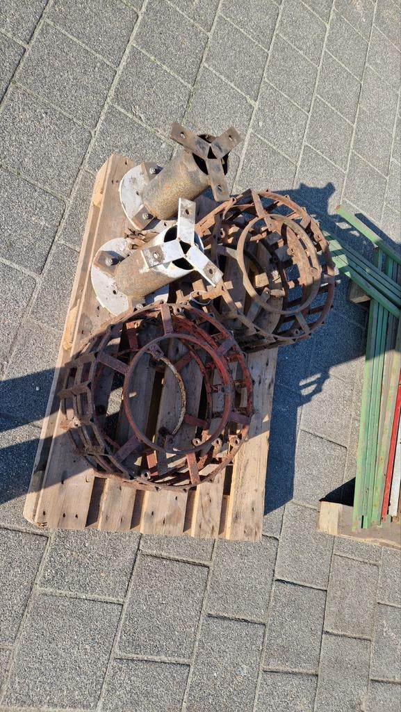 Kooiwielen en spoor verbreders agria 1700, Ophalen of Verzenden