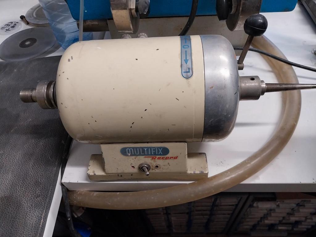 Horlogemakers multifix draaibank motor polijstmachine, Ophalen of Verzenden, Gebruikt, Metaaldraaibank