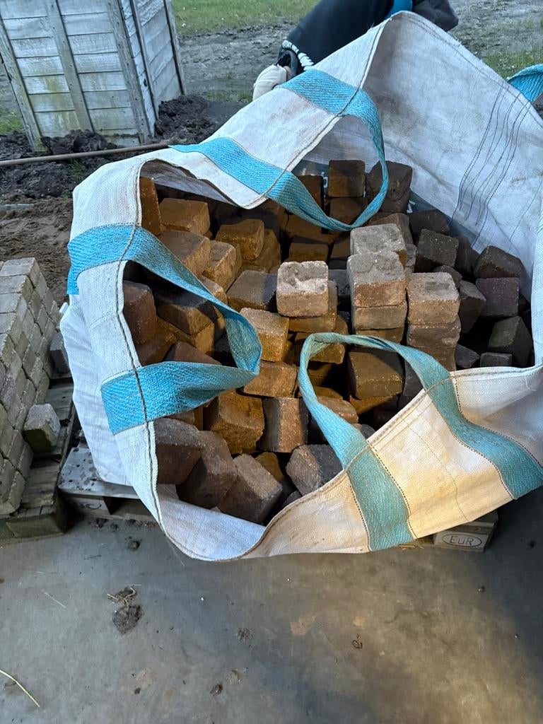 Getrommelde stenen voor terras of oprit, Ophalen, Gebruikt, Klinkers, 10 m² of meer