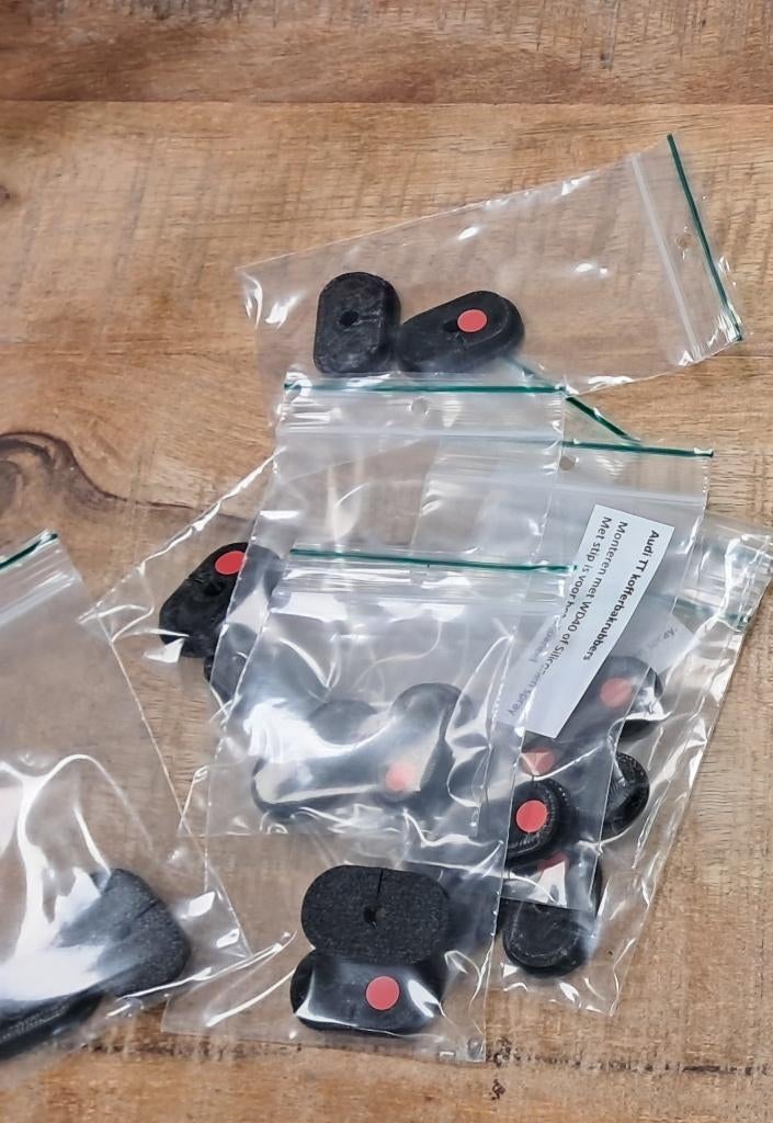 Audi TT mk1 8N roadster kofferbak rubbers, Nieuw, AHR-Engineering, A.holterman@ahr-engineering.com, Apeldoorn