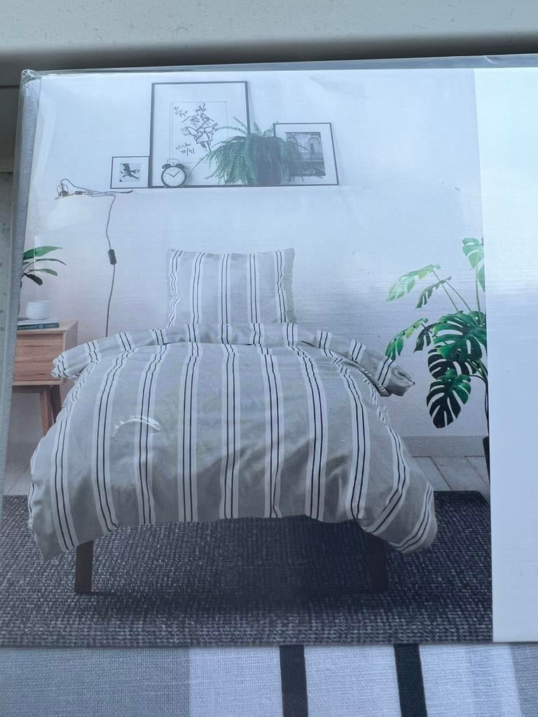 Nieuw dekbedovertrek incl sloop merk Tutti, Ophalen of Verzenden, Zo goed als nieuw, Tweepersoons, Dekbedovertrek