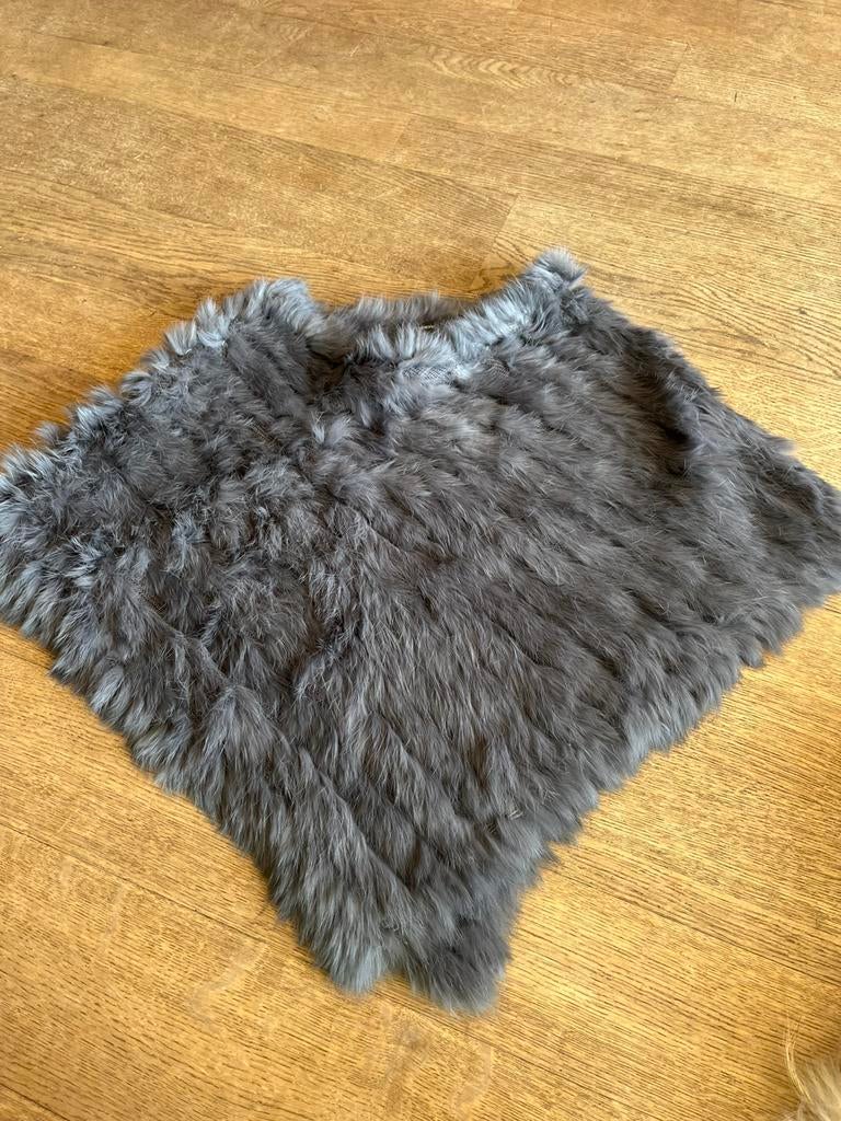 Bont poncho grijs gc fontana, Ophalen of Verzenden, Zo goed als nieuw, Maat 38/40 (M), Grijs