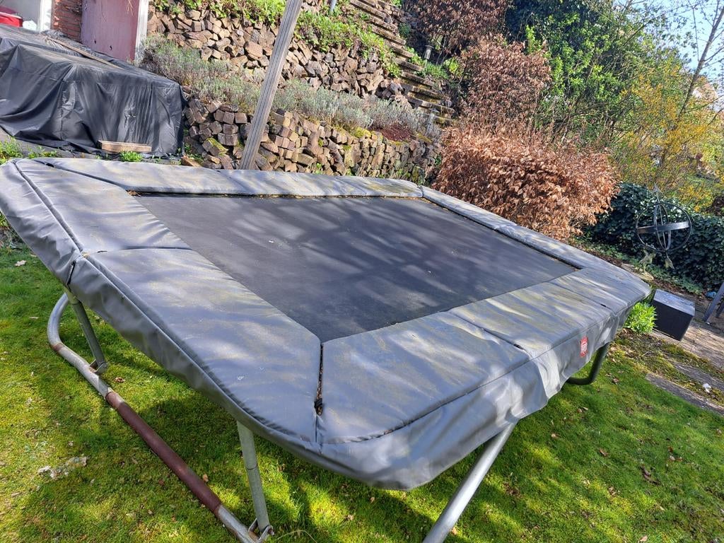 Berg Easyfit trampoline 330x220, opknapper met goede rand, Kinderen en Baby's, Speelgoed | Buiten | Trampolines, Ophalen, Gebruikt