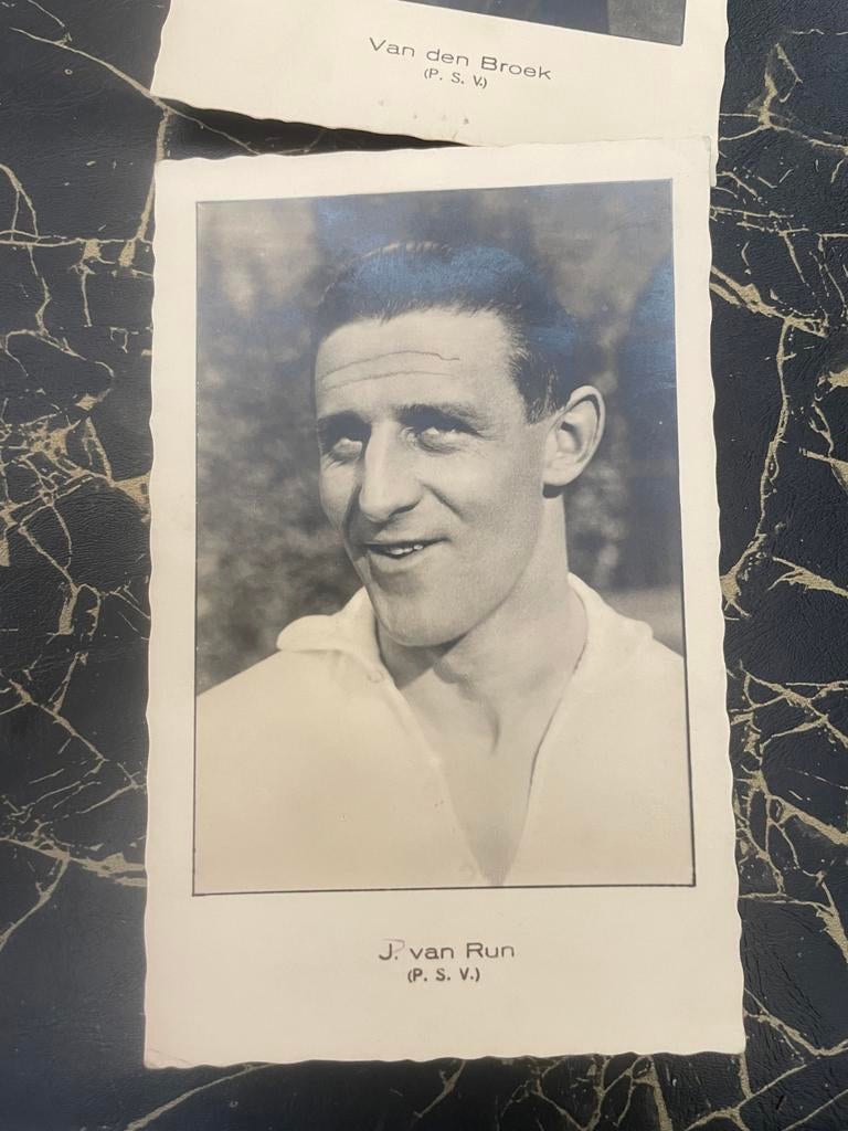 PSV spelerskaart J. van Run jaren 30, Verzamelen, Ophalen of Verzenden, Gebruikt, PSV, Spelerskaart