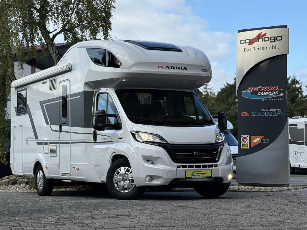 Adria Coral XL Plus 670 SL - FAMILIECAMPER|AUTOMAAT 9 traps, Automaat, Standaard zit, Alkoof, Bedrijf