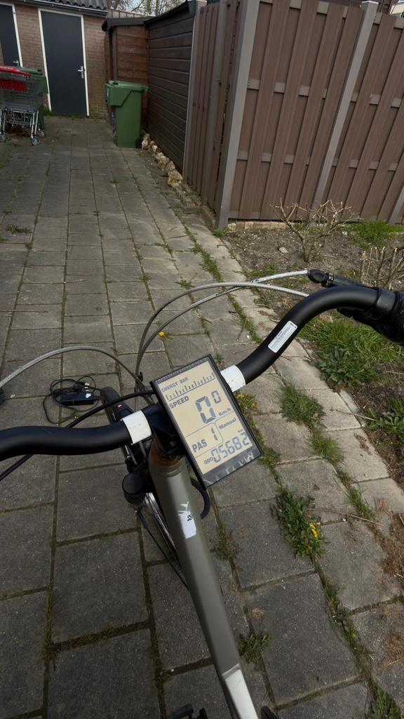 Elektrische fiets - Stella, 51 tot 55 cm, Ophalen of Verzenden, Gebruikt, 50 km per accu of meer