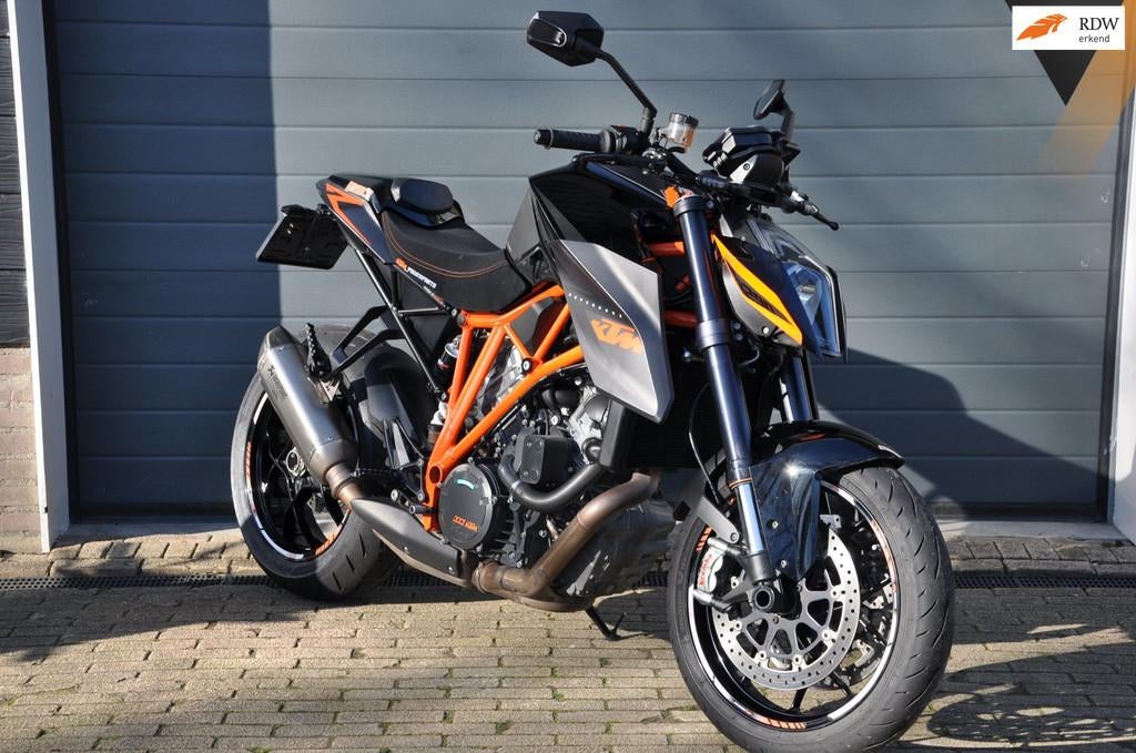 KTM 1290 SuperDuke R Akrapovic, Nederlandse motor, Motoren, Motoren | KTM, Bedrijf, 1301 cc, Info@witteveenmotoren.nl, Witteveen Motoren BV
