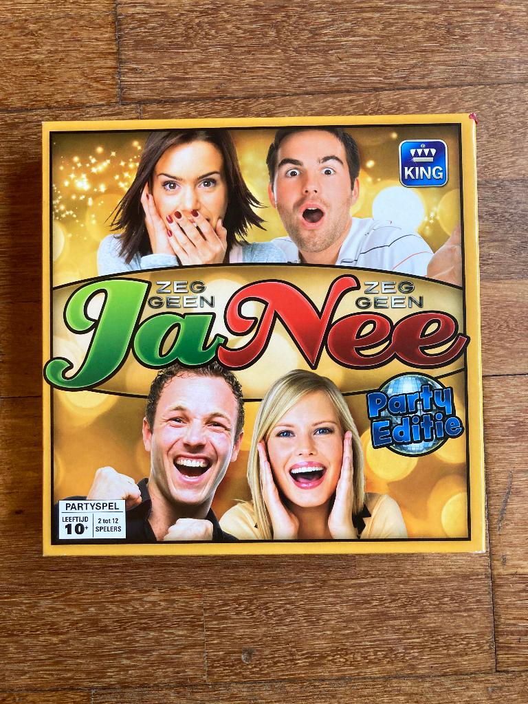 Partyspel - JA, NEE — 10+ — 2-12 spelers, Vijf spelers of meer, Ophalen of Verzenden, Zo goed als nieuw, KING