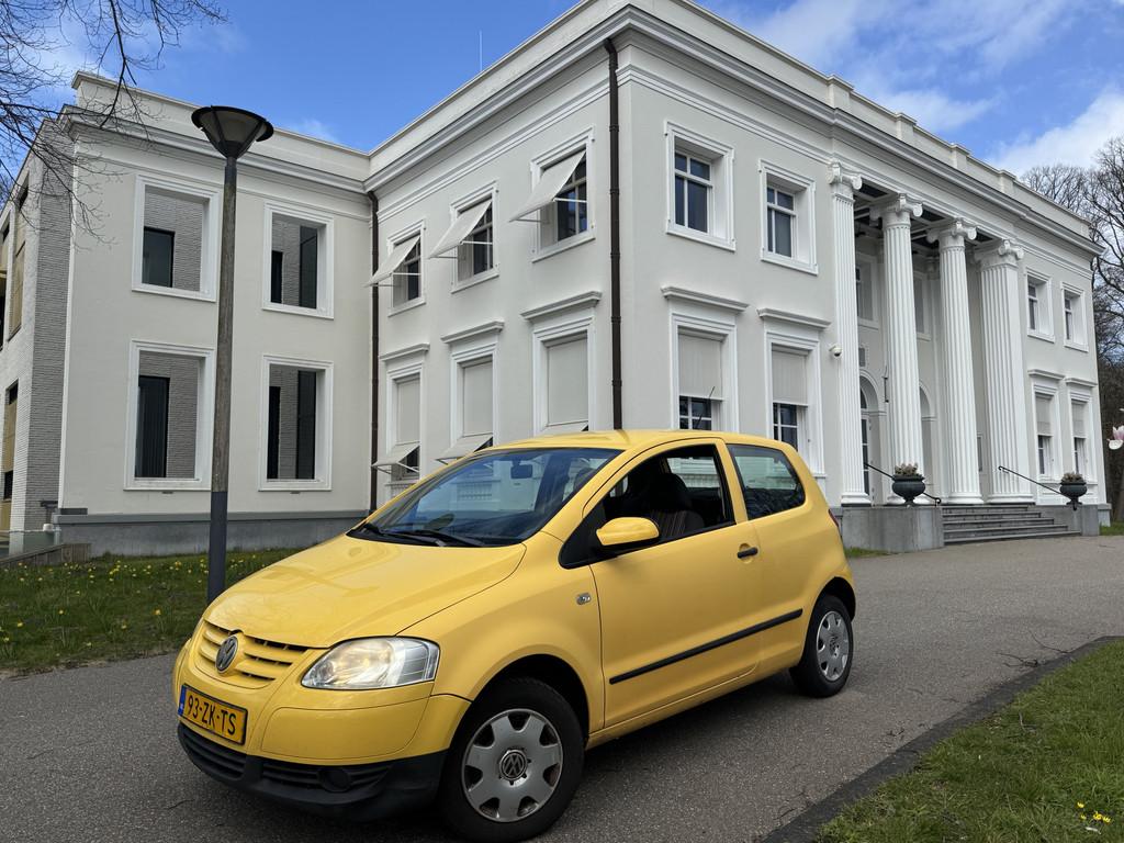 Volkswagen Fox 1.2 YELLOW ! STUURBEKR 1:20, RIJKLAAR, Voorwielaandrijving, 4 stoelen, 1198 cc, Origineel Nederlands