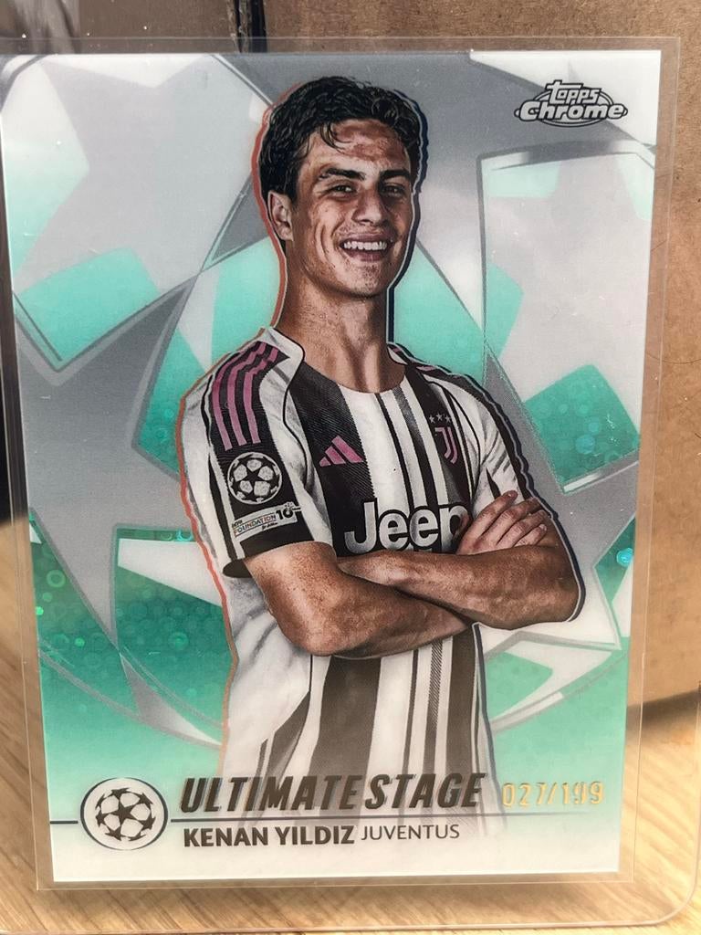 Kenan Yildiz Ultimate stage /199 Topps Chrome kaart, Ophalen of Verzenden, Zo goed als nieuw, Buitenlandse clubs, Spelerskaart