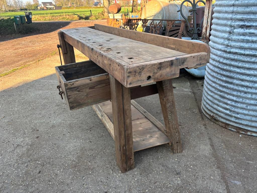 Timmermanswerkbank of industriële houten werkbank sidetable, Ophalen of Verzenden