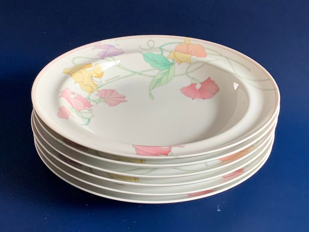 Hutschenreuter Tavola Leonard Paris diepe borden, Ophalen of Verzenden, Zo goed als nieuw, Bord(en), Overige stijlen