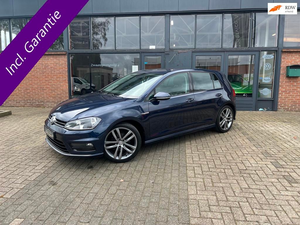 Volkswagen Golf 1.4 TSI Highline, R line, Cup, Navi, Voorwielaandrijving, Gebruikt, Zwart, 4 cilinders
