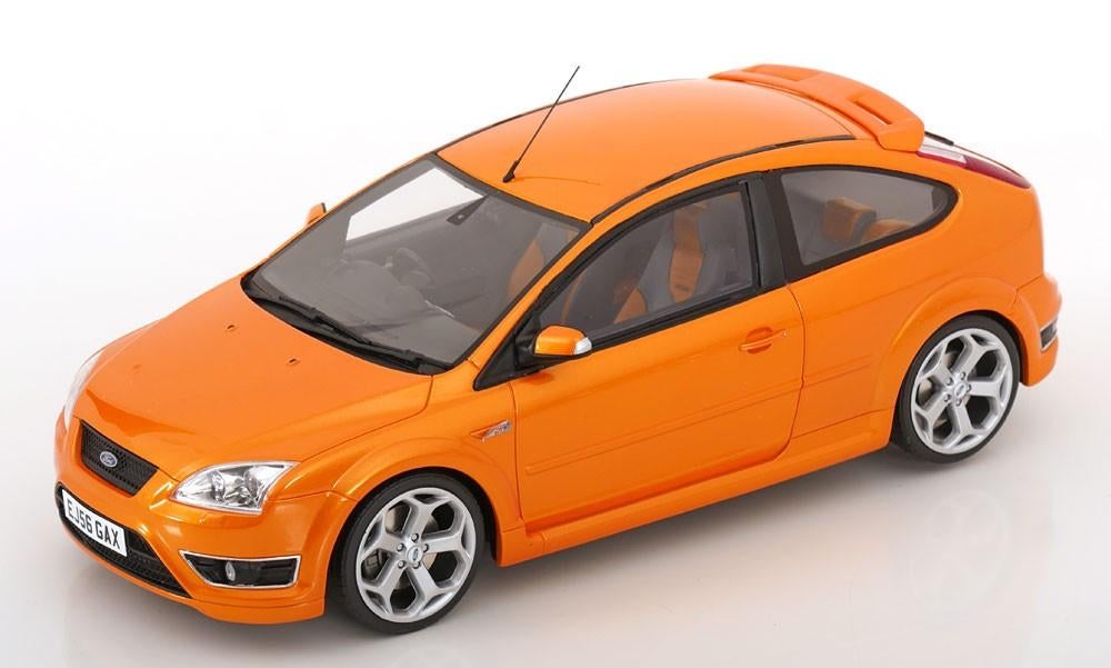 OttoMobile 1:18 Ford Focus ST MK2 2006 RHD oranje metallic, Hobby en Vrije tijd, Modelauto's | 1:18, Ophalen of Verzenden, Nieuw