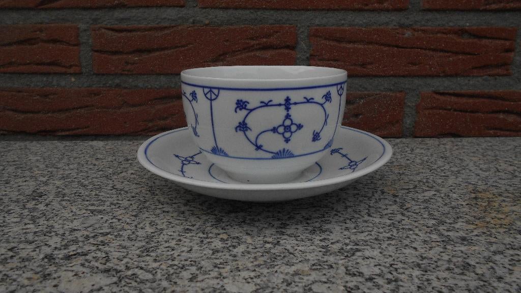 aparte schaal kom Blau Saks Eisenach DDR Jager, Ophalen of Verzenden