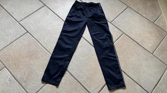Joggingbroek, trainingsbroek maat 146/152 donkerblauw, Ophalen of Verzenden, Zo goed als nieuw, Jongen of Meisje, Broek