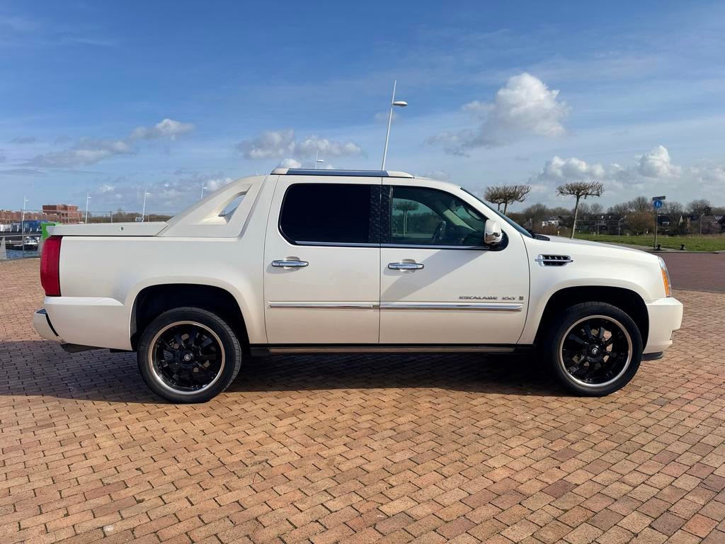 Cadillac Escalade EXT 6.2 V8 LPG–UNIEK NL–TOPSTAAT–CARPLAY, Auto's, Bestelauto's, Wit, Leder, Bedrijf, Vierwielaandrijving