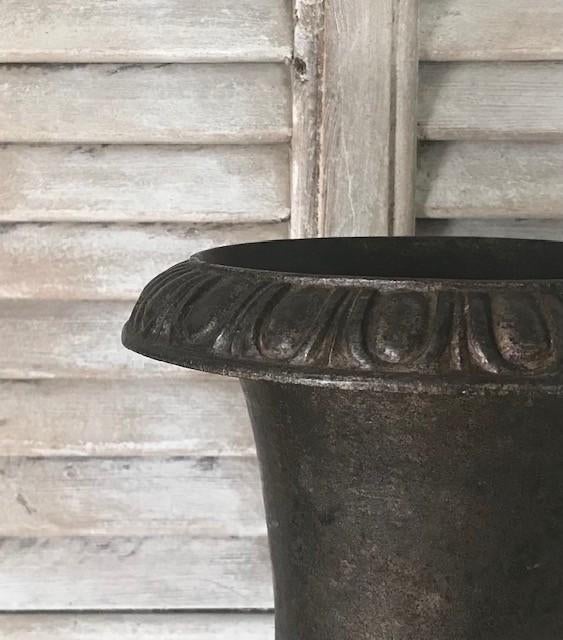 Franse gietijzeren Louvre vaas tuinvaas klassiek, Ophalen of Verzenden, Gebruikt