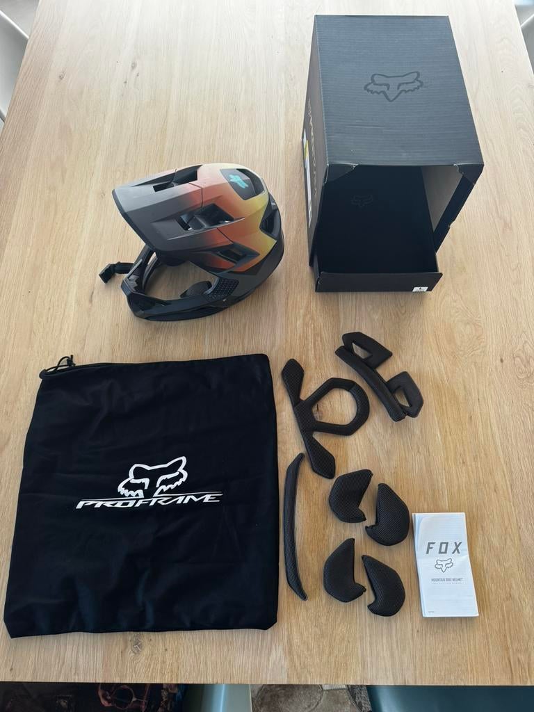 Fox helm gereserveerd, Fietsen en Brommers, Ophalen of Verzenden, Zo goed als nieuw