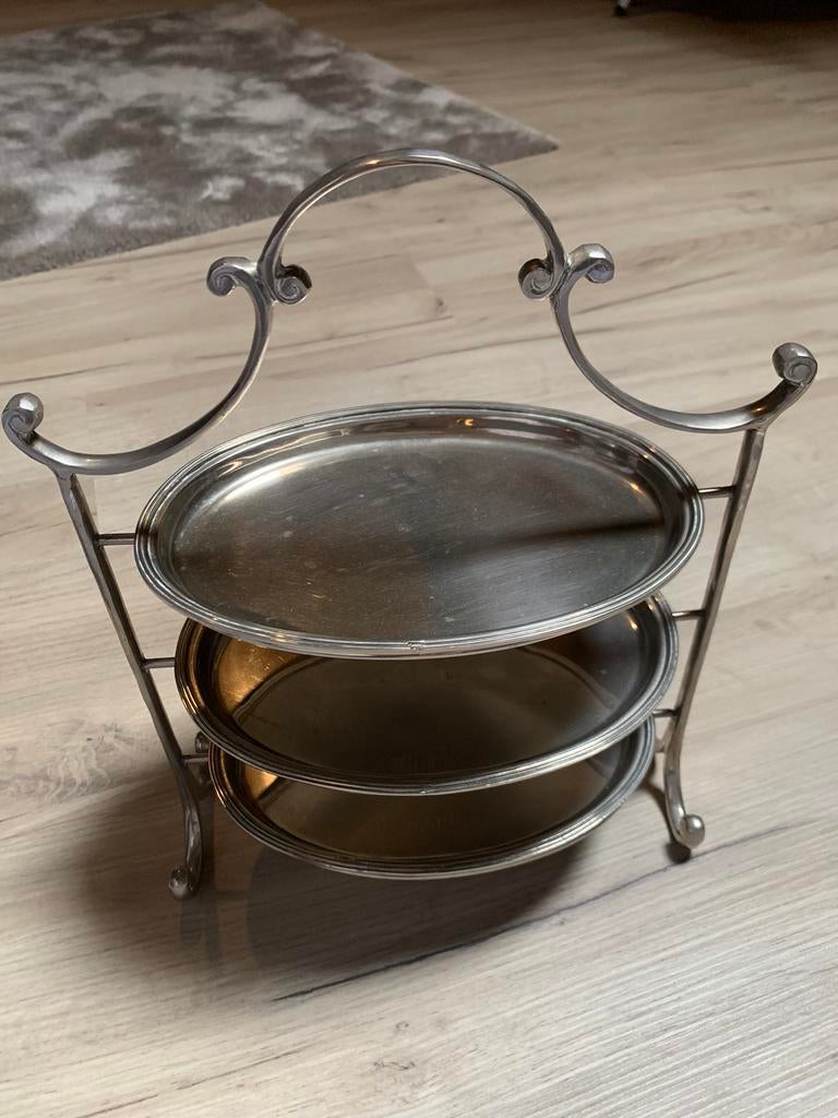 Brocante renaissance etagere merk amadeo, Antiek en Kunst, Ophalen of Verzenden