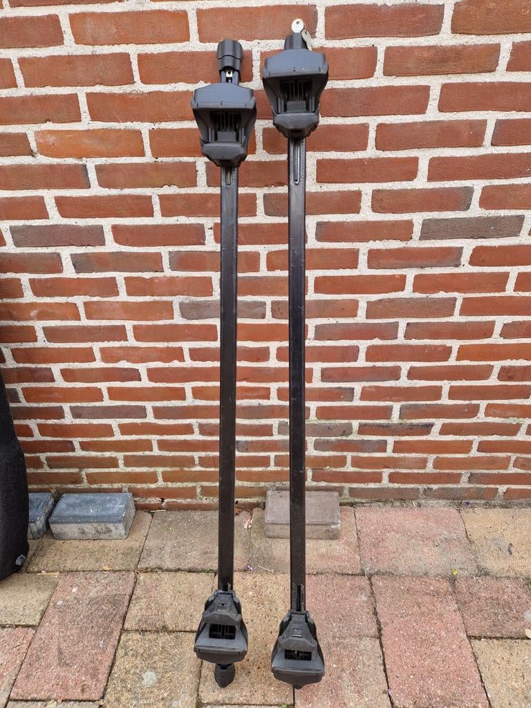 Thule dakdragers, Ophalen